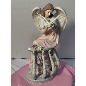 2006 Porcelain Hand Painted Angel Garden Rail Dove in Hand 12"Figurine